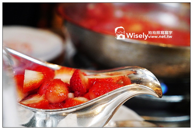 【食記】台北市．松山區：西華飯店(Toscana)＠美莓派對下午茶～草莓馬卡龍與現做法式薄餅很美味