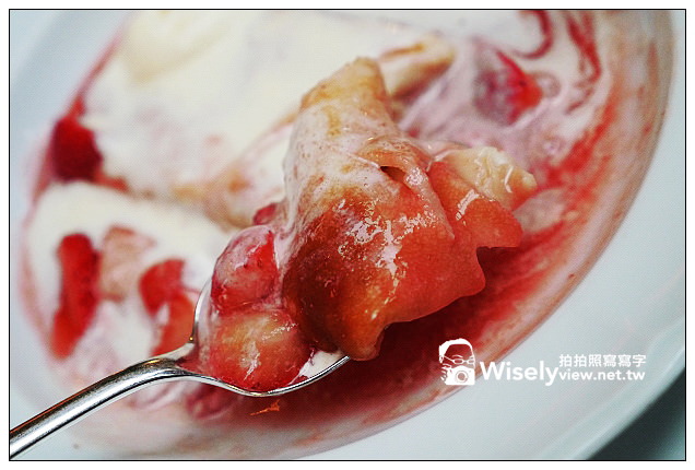 【食記】台北市．松山區：西華飯店(Toscana)＠美莓派對下午茶～草莓馬卡龍與現做法式薄餅很美味