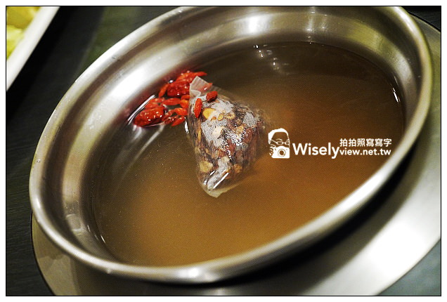 【食記】台北市．文山區：錢都日式涮涮鍋(萬隆一店)＠食材料很多，但服務及餐點品質不佳