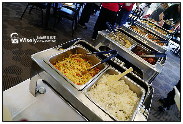 【旅行】2013美國。夏威夷：希羅島(大島)特色景點＠天文台午餐、彩虹瀑布、黑沙灘、MAUNA LOA果仁工廠