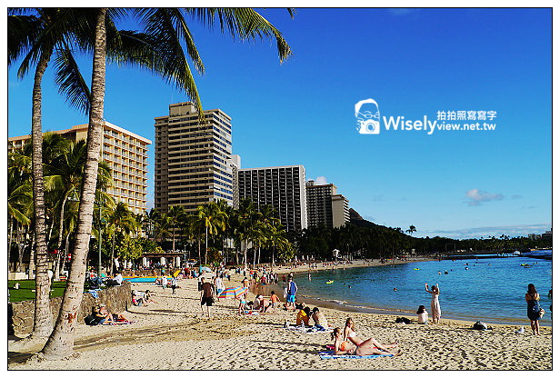 【旅行】2013美國。夏威夷：檀香山(歐胡島)特色景點＠威基基海灘(Waikiki Beach)～沙灘夕陽、衝浪比基尼
