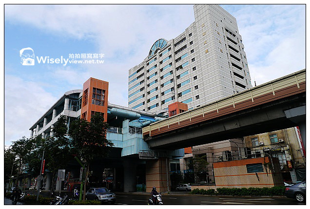 【食記】台北市。大安區：Mr. Smile好吃雞排＠捷運科技大樓站正對面，雞排和炸皮蛋都不錯