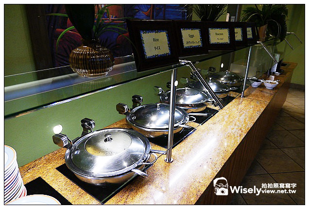 【旅行】2013美國。夏威夷：檀香山(歐胡島)旅館飯店＠Holiday Inn Resort～距離採購大街近，到威基基海灘只要10分鐘的步程