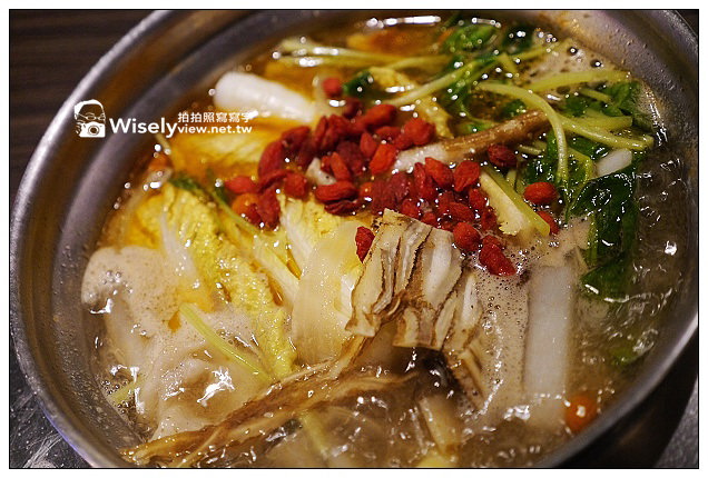 【食記】台北市。大安區：鍋爸涮涮鍋(金山店)＠自助式吃到飽，內容豐富CP值高～還提供WiFi @WISELY's 拍拍照寫寫字