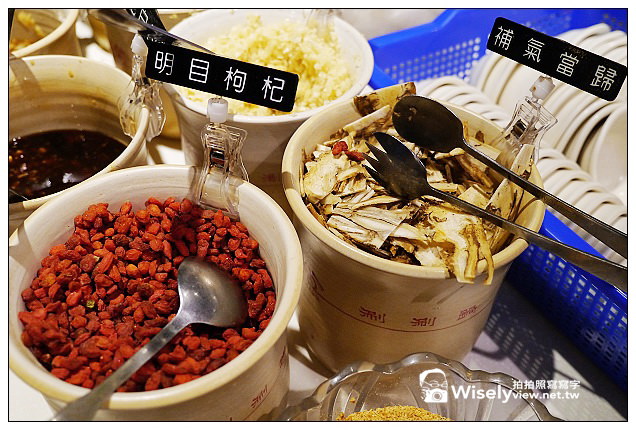 【食記】台北市。大安區：鍋爸涮涮鍋(金山店)＠自助式吃到飽，內容豐富CP值高～還提供WiFi