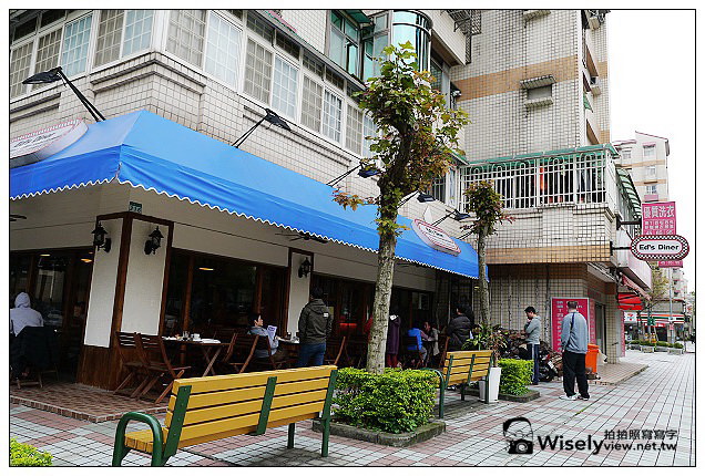 【食記】台北市。中山區：Ed’s Diner美式煙燻餐廳＠BBQ豬肋排很好吃～多人Share較划算