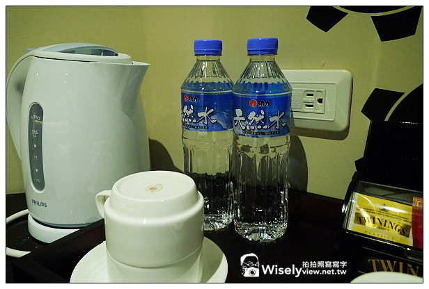 【住宿】高雄市。苓雅區：R8環保商旅(ECO-HOTEL)＠設計風格商旅，三多商圈興中夜市裡
