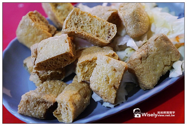 【美食】高雄市。鳳山區：倆伯羊肉、李記小籠包、香香香臭豆腐、50年老店筒仔米糕、30年老店無名麵攤，大東藝術文化中心夜拍&多那之咖啡