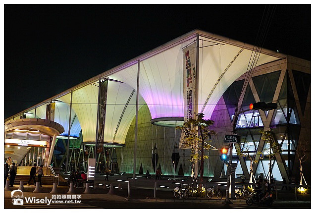 【美食】高雄市。鳳山區：倆伯羊肉、李記小籠包、香香香臭豆腐、50年老店筒仔米糕、30年老店無名麵攤，大東藝術文化中心夜拍&多那之咖啡