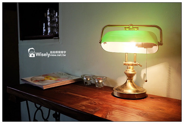 【隨拍】高雄市。新興區：KamoGamo 貓窩～位新堀江一帶附近，老宅公寓咖啡店＠FUJIFILM X100s作品