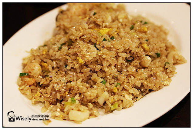 【食記】新北市。新店區：珍鱻嗆猛活海鮮＠百元平價熱炒店，創意食材口味料理