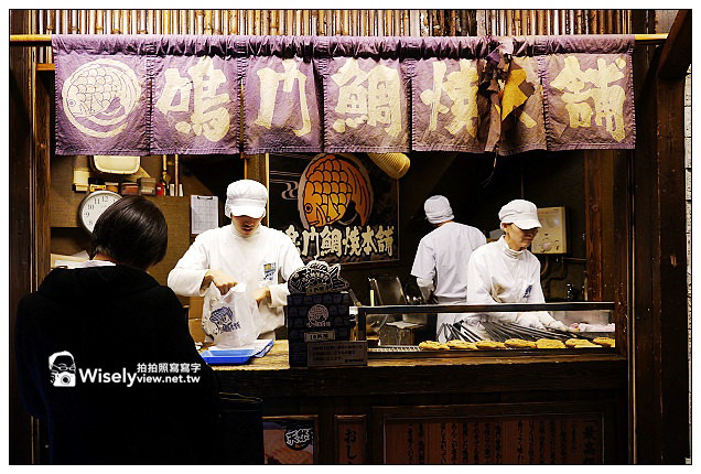 【旅行】2012日本神戶。三宮市：IKUTA ROAD美食＠嗚門鯛燒本鋪、金のとりから炸雞唐揚、すき家丼飯、チャオチャオ餃子、PATISSERIE TOOTH TOOTH甜點蛋糕，以及モーリヤ神戶牛鐵板燒