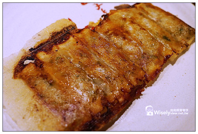 【旅行】2012日本神戶。三宮市：IKUTA ROAD美食＠嗚門鯛燒本鋪、金のとりから炸雞唐揚、すき家丼飯、チャオチャオ餃子、PATISSERIE TOOTH TOOTH甜點蛋糕，以及モーリヤ神戶牛鐵板燒