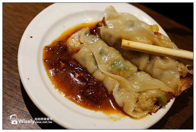 【旅行】2012日本神戶。三宮市：IKUTA ROAD美食＠嗚門鯛燒本鋪、金のとりから炸雞唐揚、すき家丼飯、チャオチャオ餃子、PATISSERIE TOOTH TOOTH甜點蛋糕，以及モーリヤ神戶牛鐵板燒