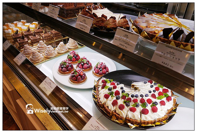 【旅行】2012日本神戶。三宮市：IKUTA ROAD美食＠嗚門鯛燒本鋪、金のとりから炸雞唐揚、すき家丼飯、チャオチャオ餃子、PATISSERIE TOOTH TOOTH甜點蛋糕，以及モーリヤ神戶牛鐵板燒