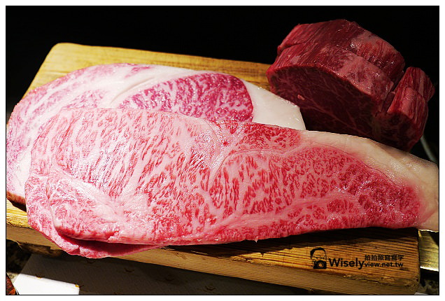 【旅行】2012日本神戶。三宮市：IKUTA ROAD美食＠嗚門鯛燒本鋪、金のとりから炸雞唐揚、すき家丼飯、チャオチャオ餃子、PATISSERIE TOOTH TOOTH甜點蛋糕，以及モーリヤ神戶牛鐵板燒