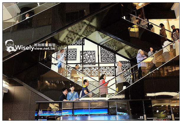 【旅行】2013日本關西。大阪：梅田地區新亮點百貨公司＠GRAND FRONT OSAKA、Panasonic Center OSAKA、世界啤酒博物館&世界葡萄酒博物館(Fujifilm FinePix X100s隨拍)