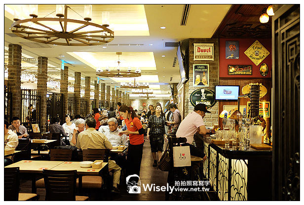 【旅行】2013日本關西。大阪：梅田地區新亮點百貨公司＠GRAND FRONT OSAKA、Panasonic Center OSAKA、世界啤酒博物館&世界葡萄酒博物館(Fujifilm FinePix X100s隨拍)