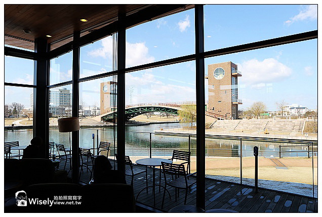 【旅行】2013日本北陸。富山縣富山市：立山連峰遠景相伴的富岩運河環水公園，以及最美的星巴克店日夜景色