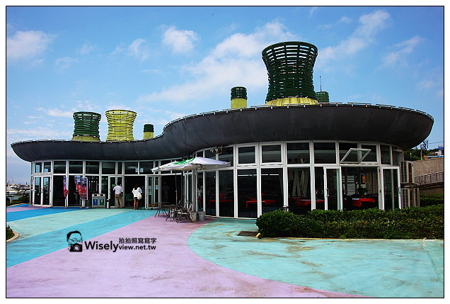 【遊記】2013漁樂台灣，金山蹦火仔-04：石門富基漁港＠墨西哥帽新設計建築物，平價海鮮熱炒超美味！(特色美食～慧琪海鮮量販店、兄弟代客料理、蝦冰蟹醬)