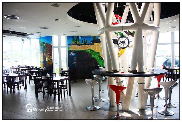 【遊記】2013漁樂台灣，金山蹦火仔-04：石門富基漁港＠墨西哥帽新設計建築物，平價海鮮熱炒超美味！(特色美食～慧琪海鮮量販店、兄弟代客料理、蝦冰蟹醬)