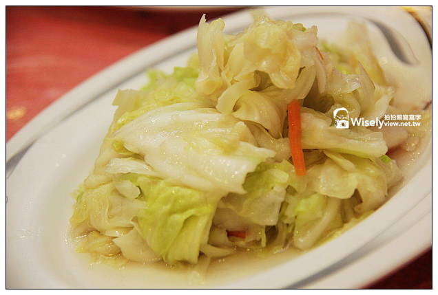 【遊記】2013漁樂台灣，金山蹦火仔-04：石門富基漁港＠墨西哥帽新設計建築物，平價海鮮熱炒超美味！(特色美食～慧琪海鮮量販店、兄弟代客料理、蝦冰蟹醬)