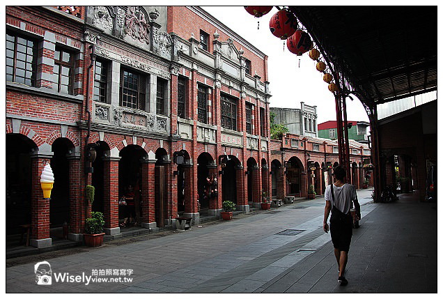 【遊記】新北市。三峽區：夏日荷花季＠三樹路98巷荷花池、三峽老街隨拍、三角湧金牛角、古伯手工米苔目、清水祖師廟、康喜軒金牛角冰淇淋、清水冬瓜王、山泉水手工豆花～(必訪景點美食)