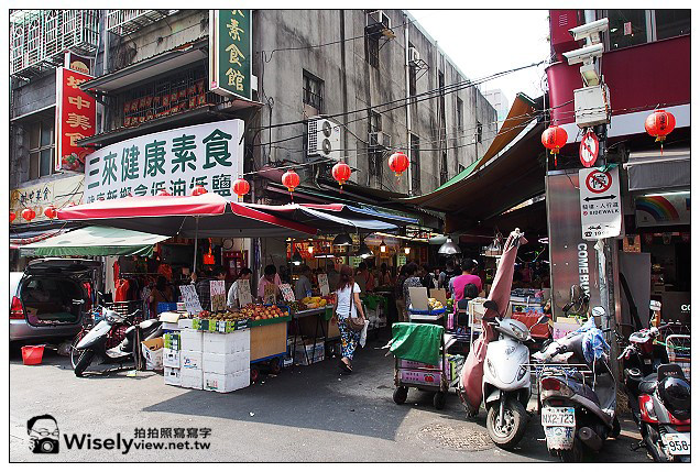 【食記】台北市。中正區：城中市場＠城中檸檬愛玉、城中沙茶魷魚羹、城中豆花伯、明星西點咖啡(俄羅斯軟糖)&城中老牌牛肉拉麵大王～必訪美食小吃