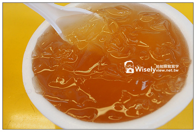 【食記】台北市。中正區：城中市場＠城中檸檬愛玉、城中沙茶魷魚羹、城中豆花伯、明星西點咖啡(俄羅斯軟糖)&城中老牌牛肉拉麵大王～必訪美食小吃