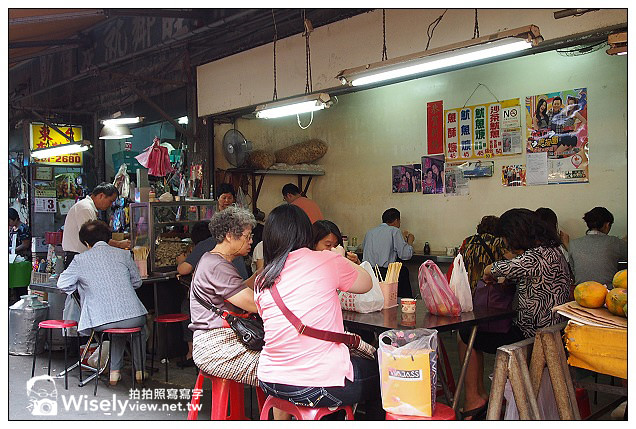 【食記】台北市。中正區：城中市場＠城中檸檬愛玉、城中沙茶魷魚羹、城中豆花伯、明星西點咖啡(俄羅斯軟糖)&城中老牌牛肉拉麵大王～必訪美食小吃