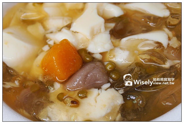 【食記】台北市。中正區：城中市場＠城中檸檬愛玉、城中沙茶魷魚羹、城中豆花伯、明星西點咖啡(俄羅斯軟糖)&城中老牌牛肉拉麵大王～必訪美食小吃