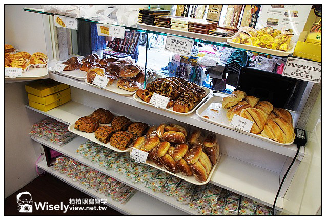 【食記】台北市。中正區：城中市場＠城中檸檬愛玉、城中沙茶魷魚羹、城中豆花伯、明星西點咖啡(俄羅斯軟糖)&城中老牌牛肉拉麵大王～必訪美食小吃