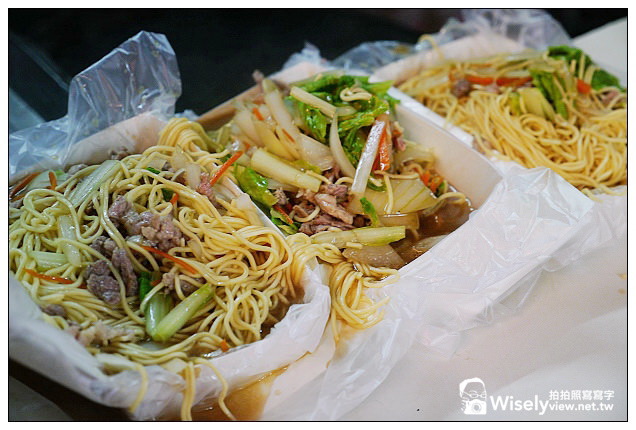 【食記】台北市。士林區：陽明山美食＠文化大學感恩麵店&阿國炒羊肉~必訪美食小吃