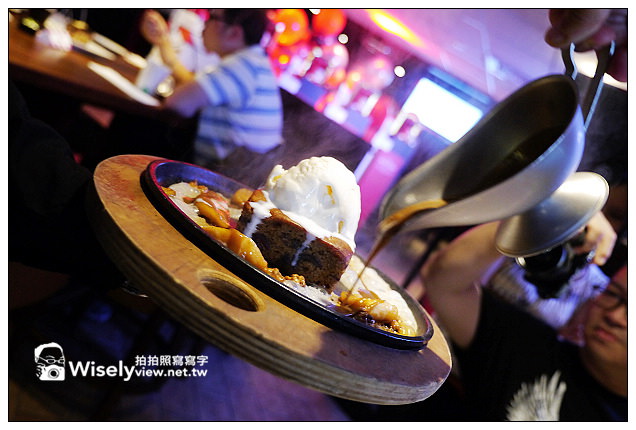 【食記】台北市。萬華區:西門町商圈@TGI FRIDAY~全新裝潢更添設計感,菜色翻新提升風味 【食記】台北市。萬華區:西門町商圈@TGI FRIDAY~全新裝潢更添設計感,菜色翻新提升風味