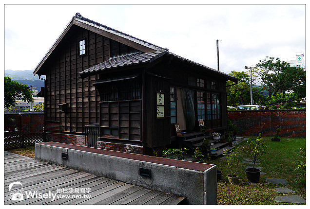 阿伯炸蛋蔥油餅︱宜蘭頭城火車站美食︱在地老牌小吃