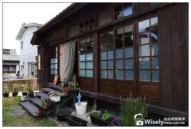 阿伯炸蛋蔥油餅︱宜蘭頭城火車站美食︱在地老牌小吃