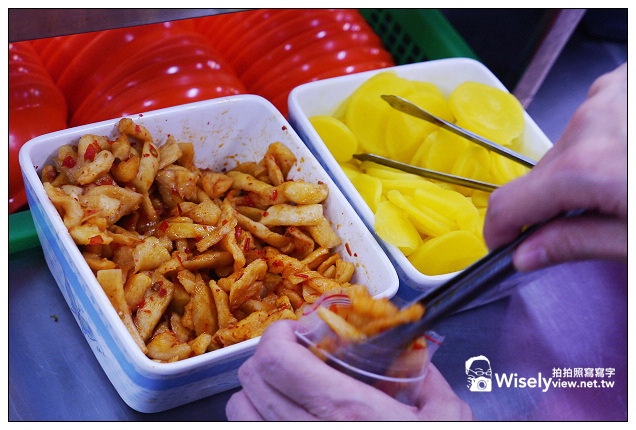 【食記】新北市。三重區：五燈獎豬腳(正義店)@在地老字號美食，魯肉飯控必朝聖之地