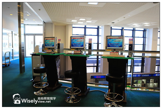 【旅行】2013日本。富山縣：富山機場(空港)＠特色分享介紹～服務採購用餐賞景