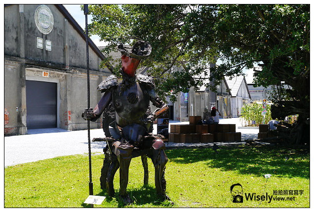 【遊記】高雄市。鹽埕區：2013駁二藝術特區＠擁有特殊彩繪與裝置藝術的必玩景點