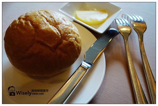 【食記】台北市。信義區：法樂琪餐廳(美國牛小排特餐)＠9/2~30超值價NT950兩種口味任選其一