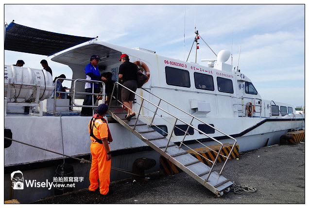 【遊記】2013離島。澎湖：七美島嶼@港口曬小管&丁香魚、小台灣、雙心石滬(近拍)，龍埕自助餐(小卷涼麵)