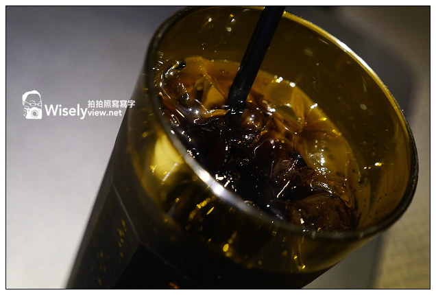 【歇業】新北市。中和區：小惡魔炭燒牛排＠必嚐豬排與極黑翼板，近捷運永安市場站