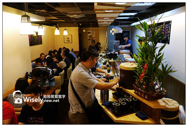 【食記】台北市。中山區:小六食堂@超人氣美味丼飯料理,近捷運行天宮站 【食記】台北市。中山區:小六食堂@超人氣美味丼飯料理,近捷運行天宮站