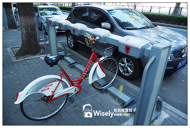 【旅行】2013中國。北京：東城區公共自行車租借＠東交民巷隨拍、SERK單車咖啡