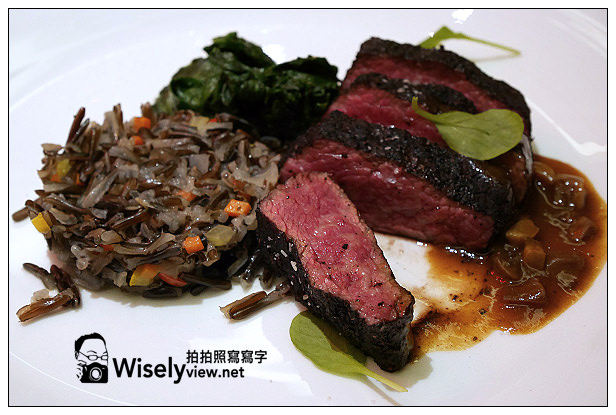 【食記】台北市。內湖區：Fresh & Aged Italian Steak House：咖啡碳香加拿大去骨牛小排(11/13~26限時提供)