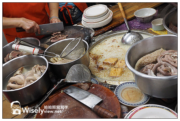 【食記】台北市。中正區：東門市場黃媽媽米粉湯＠鄰近捷運東門站，黑白切也有特色