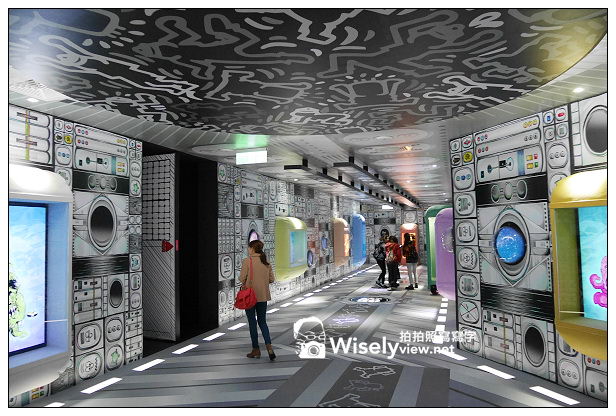 【遊記】台北市。松山菸廠創意園區：老夫子50時空叮叮車(世界巡展台北首站)＠2013/11/16~2014/02/09