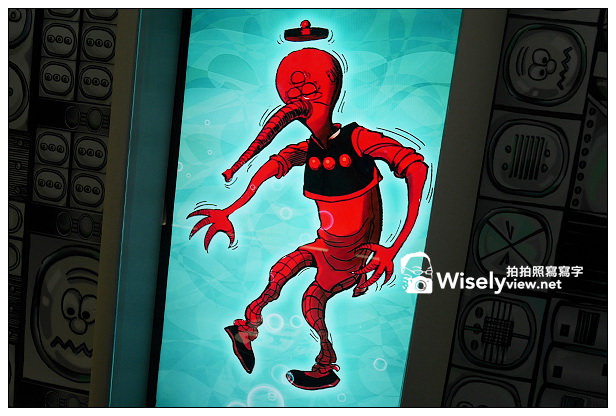 【遊記】台北市。松山菸廠創意園區：老夫子50時空叮叮車(世界巡展台北首站)＠2013/11/16~2014/02/09