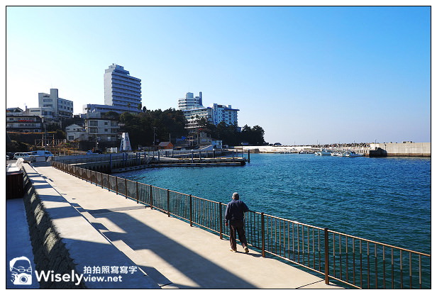 【旅行】日本。和歌山縣：西牟婁郡白濱町＠南紀白浜散策～白浜駅、円月島、白良浜海水浴場(Fisherman’s Wharf、Bay-Ya)