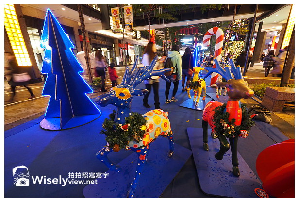 【隨拍】台北信義。捷運市政府站：2013台北國際聖誕城 & Krispy Kreme Doughnuts甜甜圈(台北店)